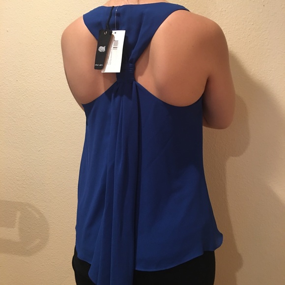 Blue Top - Picture 3 of 5